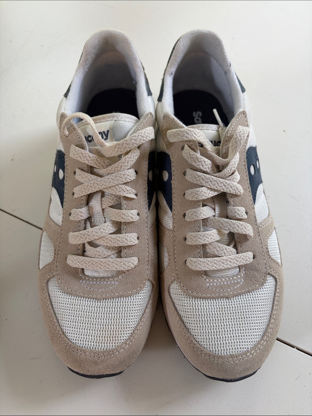 Saucony Beige, White and Navy Retro Style Athletic Sneakers
